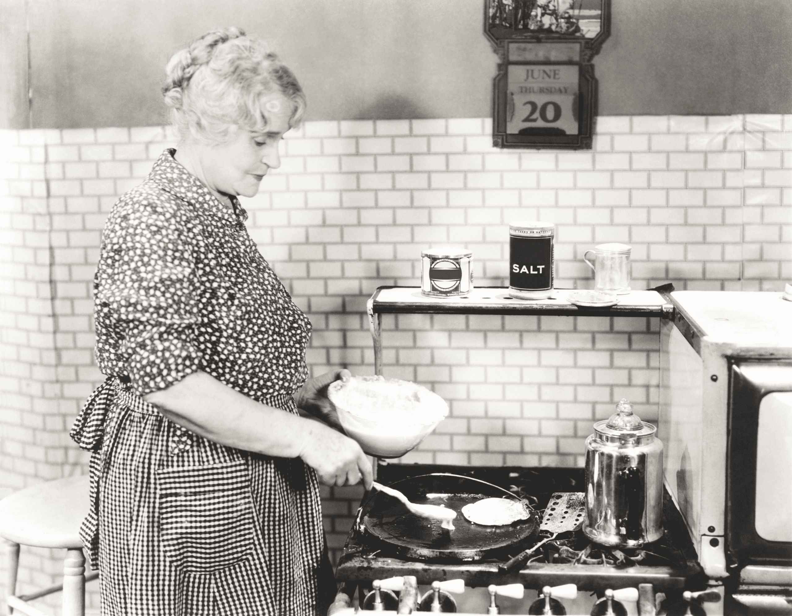 STRETCHING THE POINTS FOR CHRISTMAS – Wartime Recipes from Lizzie Lane
